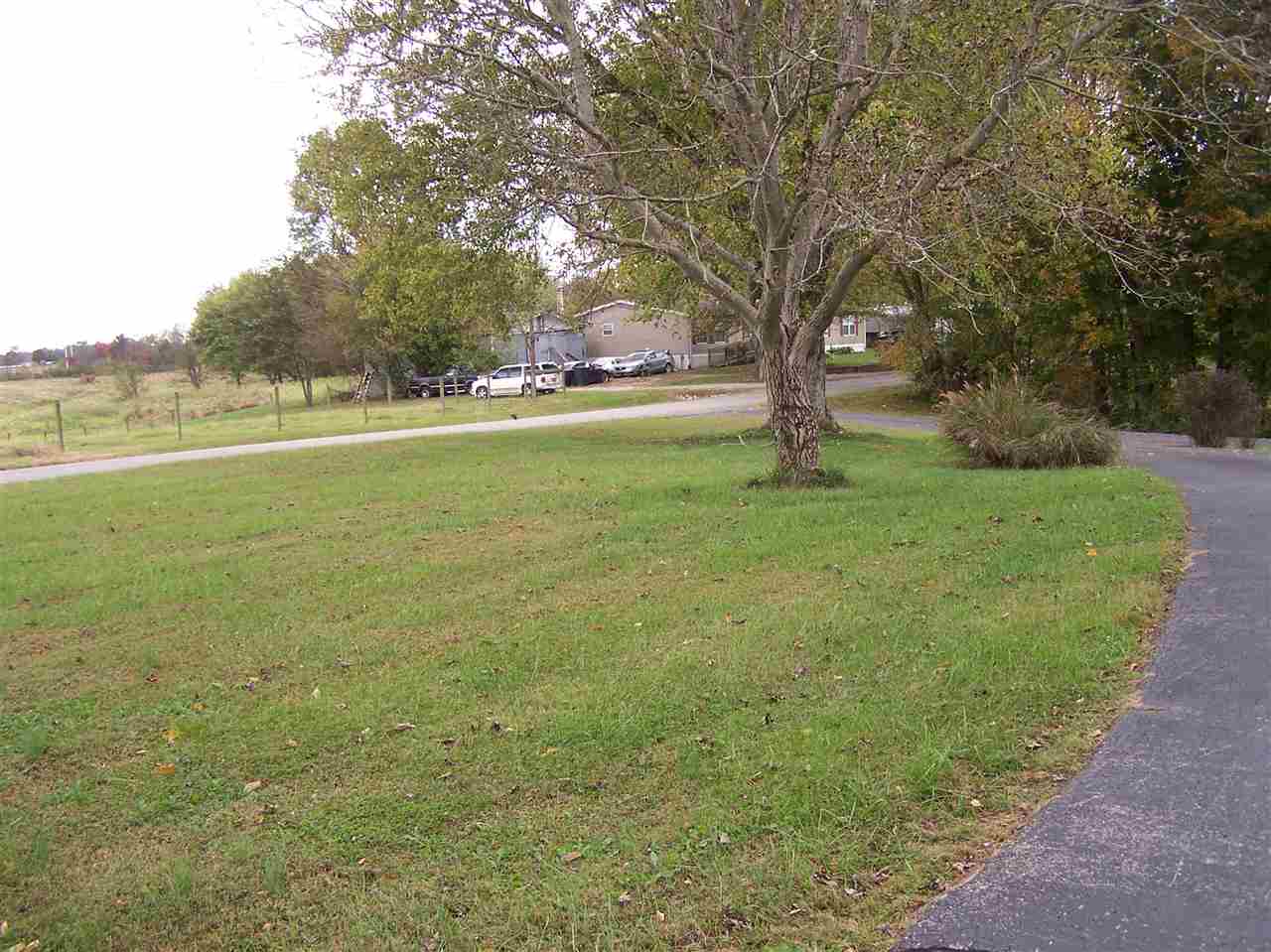 248 Loving Road Bowling Green, KY 42101 - Photo 6 of 29 Gallery Image 6