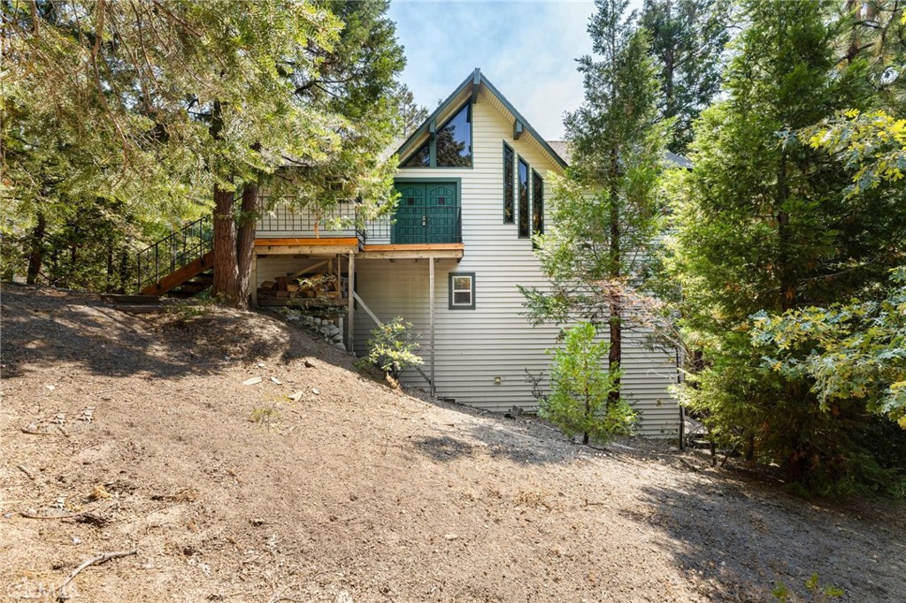 175 Golf Course Road Lake Arrowhead, CA 92352 - Photo 9 of 73 Lots of wide open spaces!