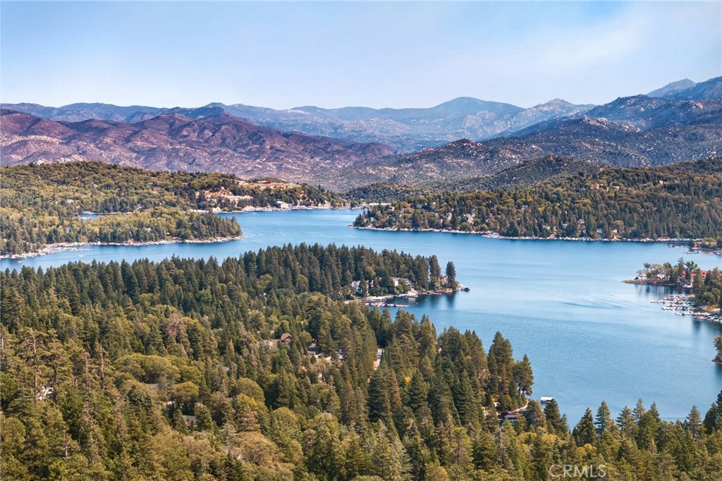 175 Golf Course Road Lake Arrowhead, CA 92352 - Photo 17 of 73 Iconic Lake Arrowhead