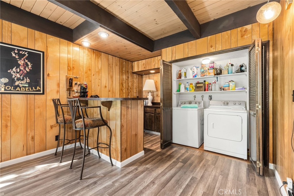 175 Golf Course Road Lake Arrowhead, CA 92352 - Photo 22 of 73 2nd level bar and laundry room