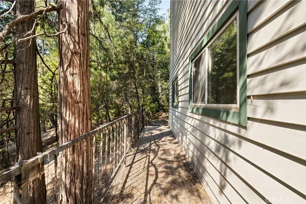$645,000 | 175 Golf Course Road, Lake Arrowhead, CA 92352