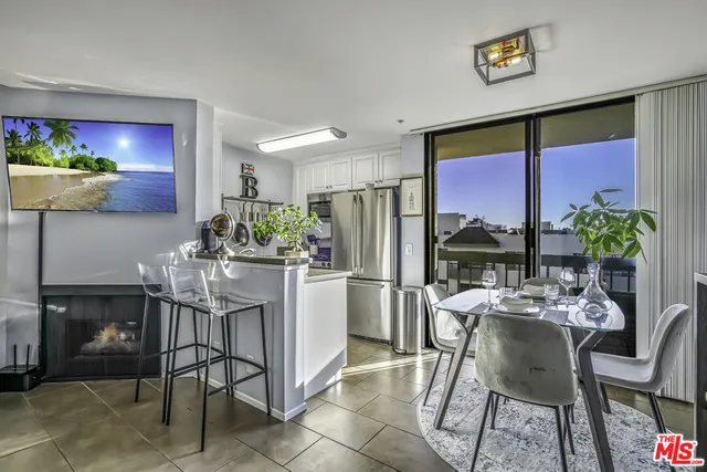 $499,000 | 7320 Hawthorn Avenue, Unit 315, Los Angeles, CA 90046