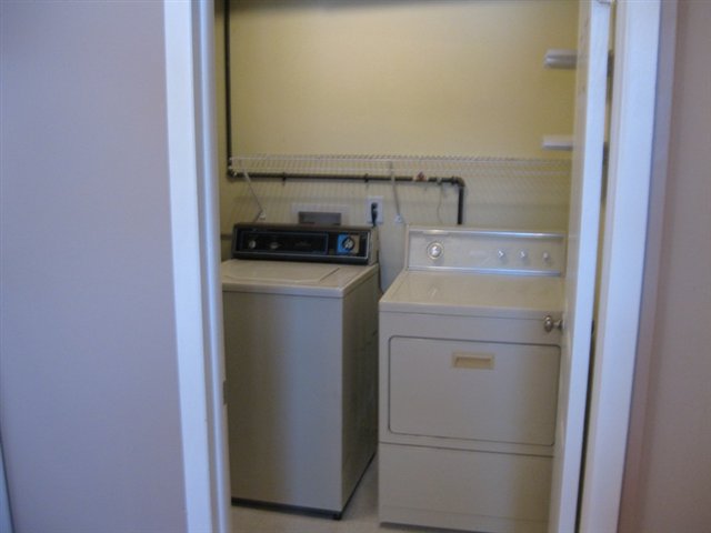 1578 O'Neil Circle Rochester, MI 48307 - Photo 14 of 14 31083198-13.JPG
