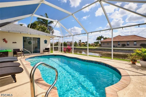 $2,950 | 2201 Southeast 5th Avenue, Cape Coral, FL 33990