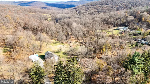 $525,000 | 13608 Maryland Avenue, Blue Ridge Summit, PA 17214