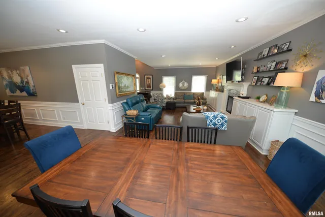 $469,000 | 15821 North Tolle Lane, Mount Vernon, IL 62864