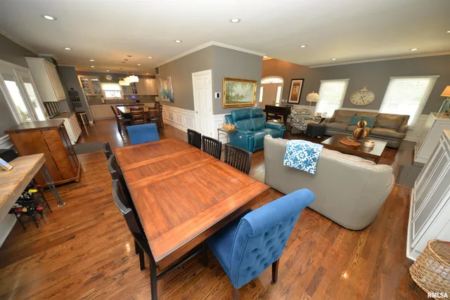 $469,000 | 15821 North Tolle Lane, Mount Vernon, IL 62864