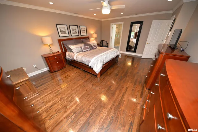 $469,000 | 15821 North Tolle Lane, Mount Vernon, IL 62864