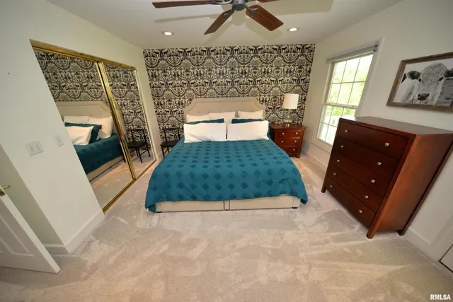 $469,000 | 15821 North Tolle Lane, Mount Vernon, IL 62864