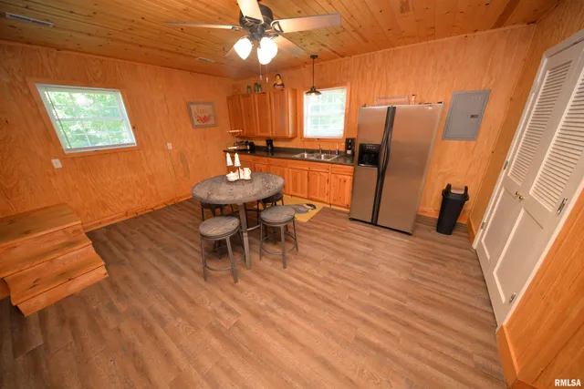 $469,000 | 15821 North Tolle Lane, Mount Vernon, IL 62864