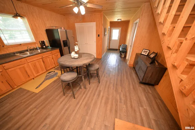 $469,000 | 15821 North Tolle Lane, Mount Vernon, IL 62864