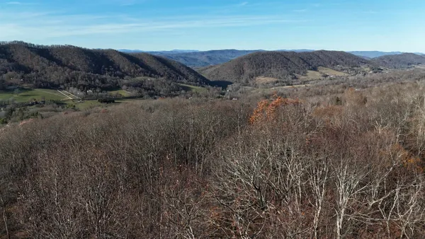 $450,000 | Charlie Bird Drive, Hot Springs, VA 24445