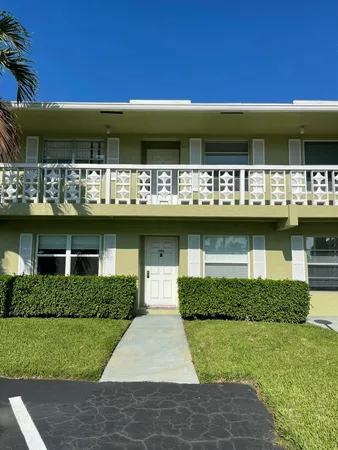 $1,750 | 1141 Calamondin Terrace, Unit 203, Delray Beach, FL 33445