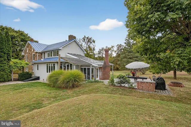 $1,195,000 | 464 Locust Lane, Littlestown, PA 17340