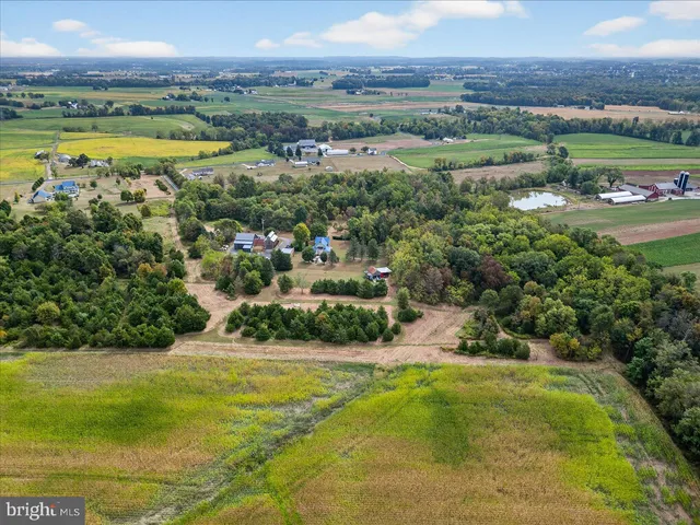 $1,195,000 | 464 Locust Lane, Littlestown, PA 17340