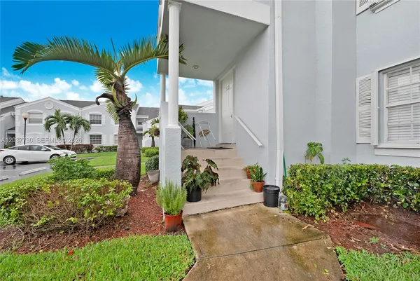 $2,200 | 2622 Southeast 19th Court, Unit 207B, Homestead, FL 33035