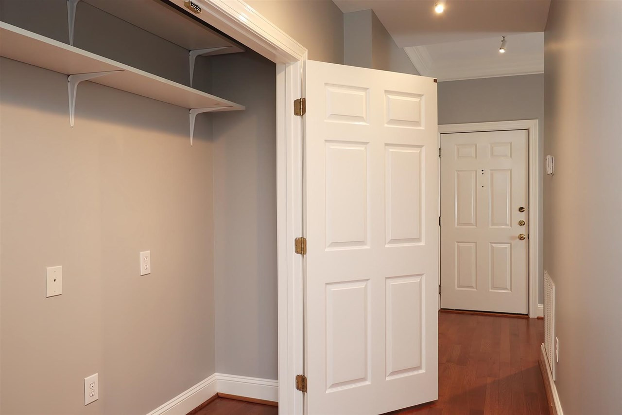 200 South Dawson Street, Unit 210 Raleigh, NC 27601 - Photo 19 of 25 Photo 19