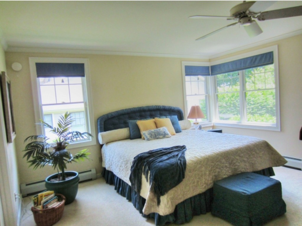 560 Golf Course Road, Unit 560 South Burlington, VT 05403 - Photo 5 of 33