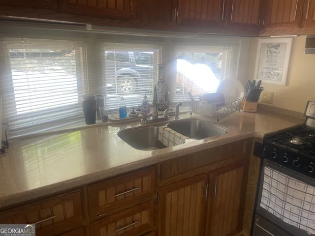 a close view of sink and tap