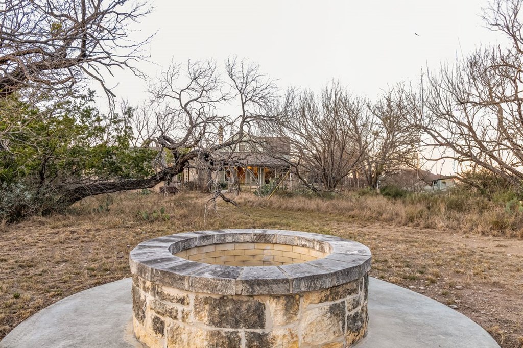 9402 Doss-Spring Creek Road Doss, TX 78618 - Photo 63 of 78 Gallery Image 63