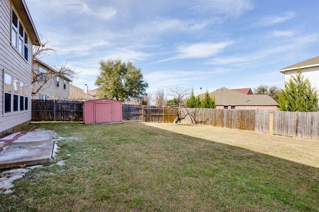 4816 Star Ridge Drive Fort Worth, TX 76133 - Photo 21 of 23 a view of a yard with large trees