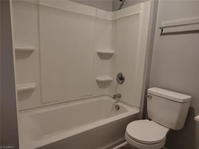 $160,000 | 1414 East Green Drive, High Point, NC 27260