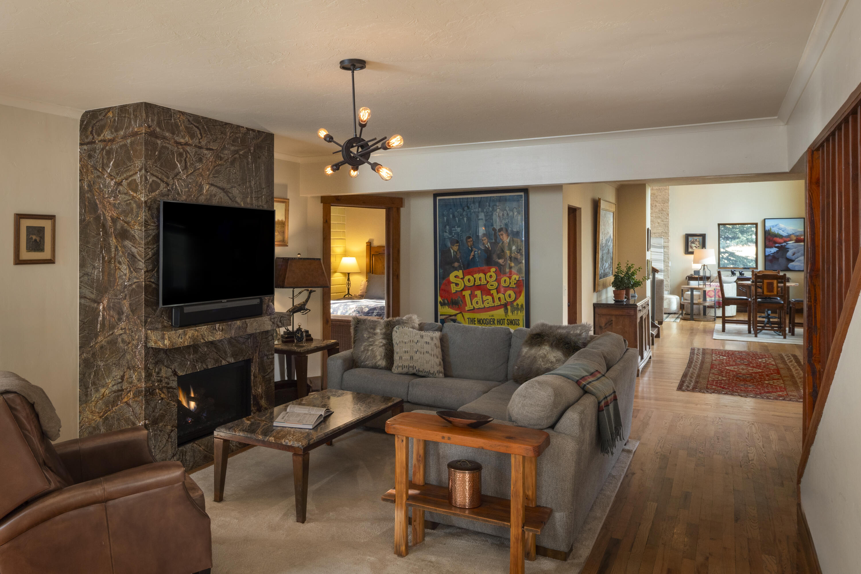 102 Larkspur Road Blaine County, ID 83333 - Photo 8 of 31 Den to Great Room - Long View