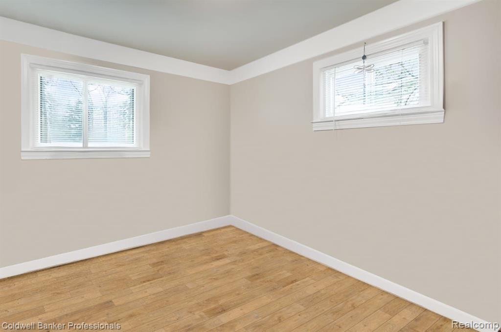 3815 Toepfer Road Warren, MI 48091 - Photo 9 of 14