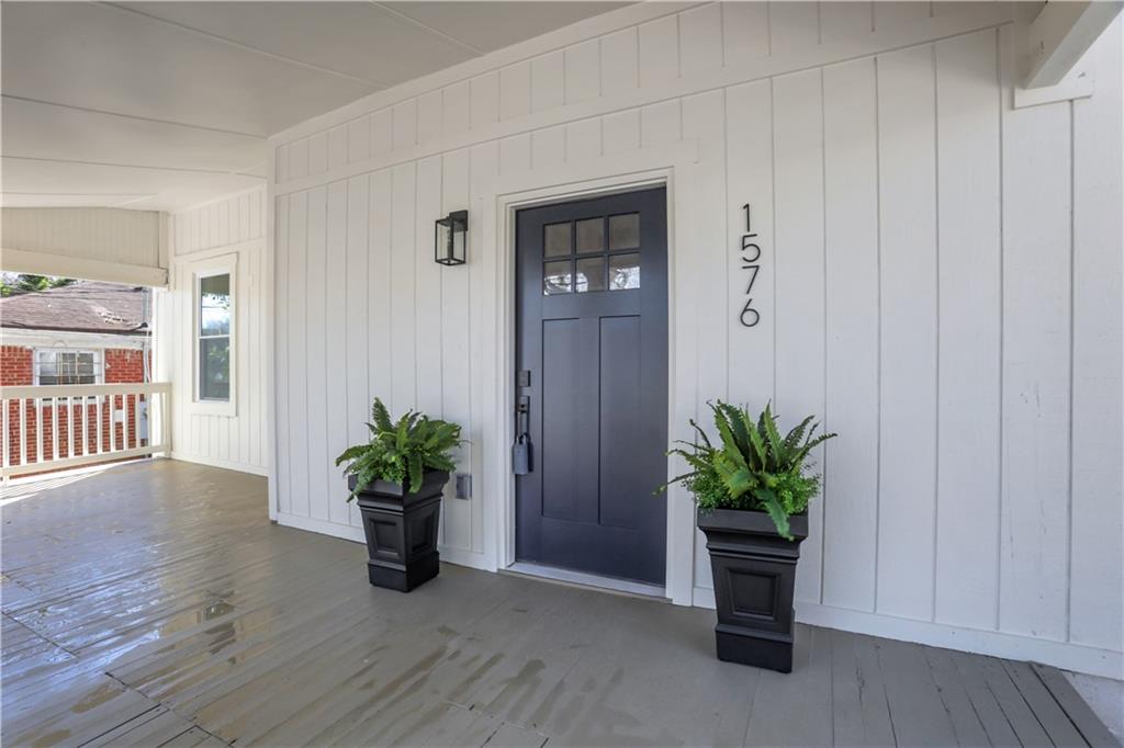 1576 Elixir Avenue Southwest Atlanta, GA 30314 - Photo 4 of 20