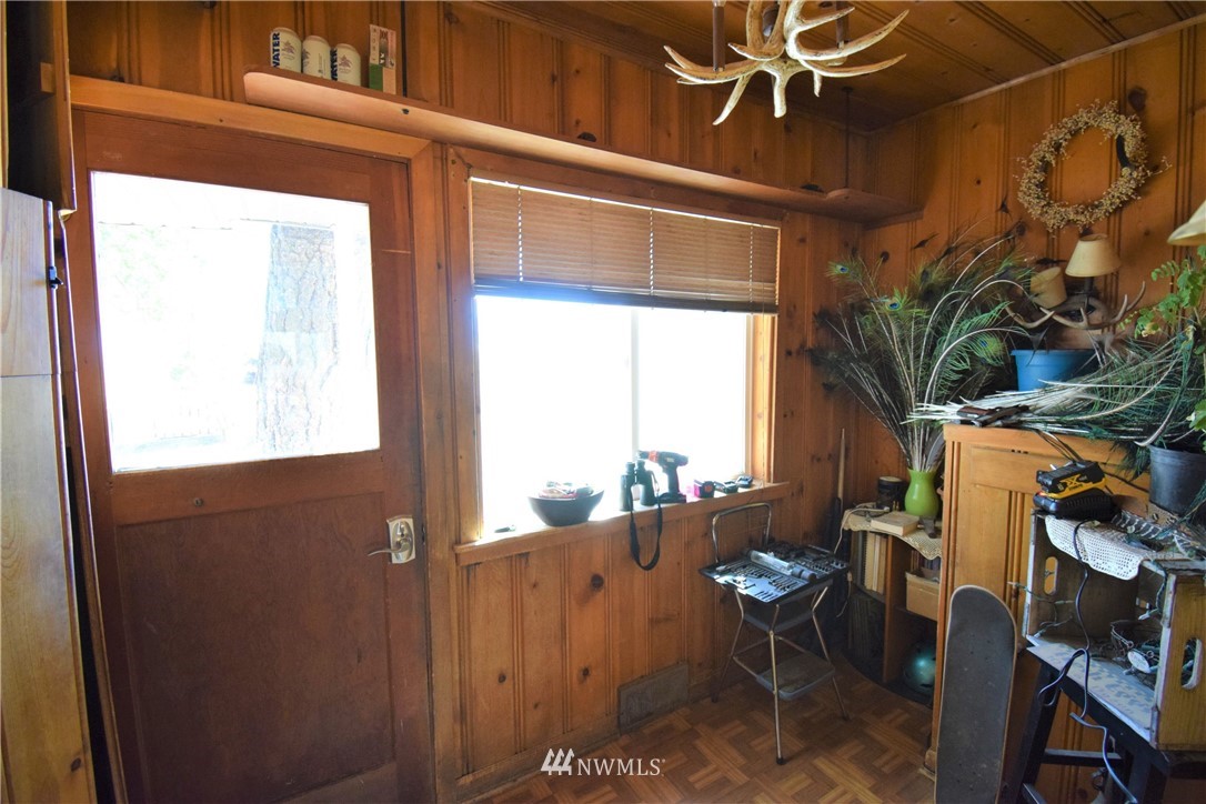 230 North Division Road Waterville, WA 98858 - Photo 27 of 40