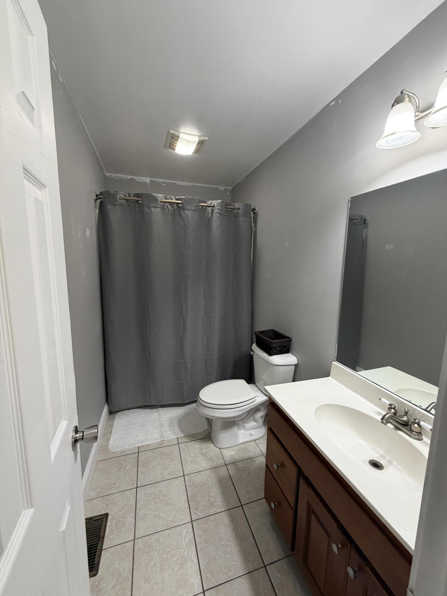 53 Ledford Road Crandall, GA 30711 - Photo 13 of 30 primary bedroom bathroom