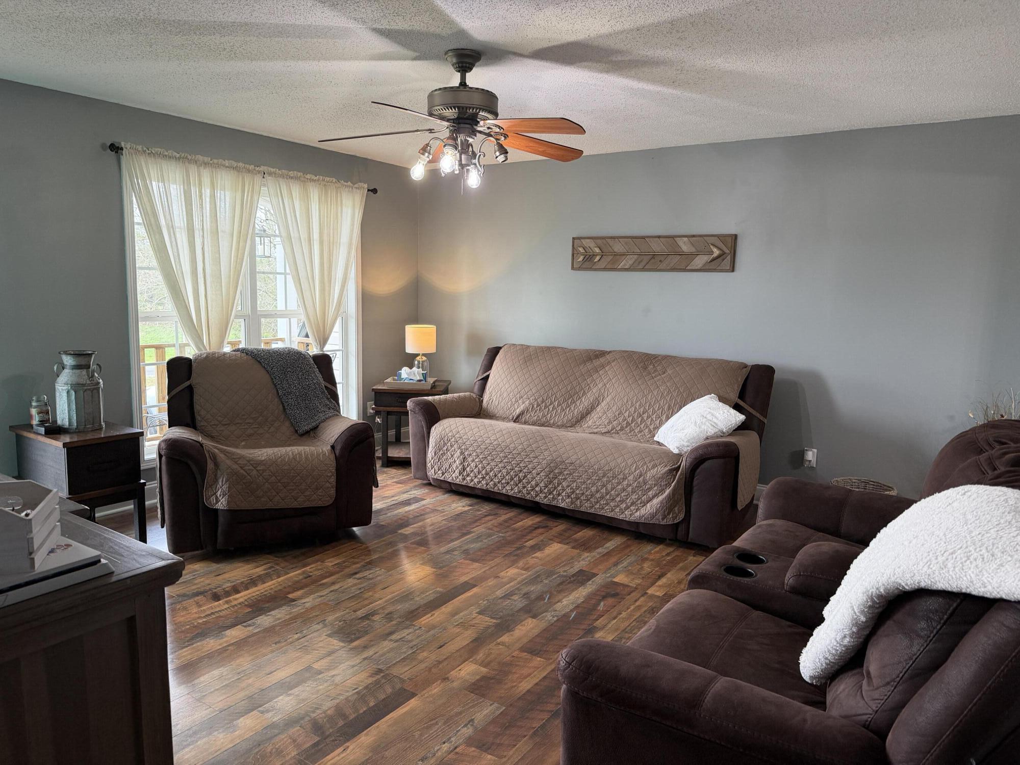 53 Ledford Road Crandall, GA 30711 - Photo 15 of 30 greatroom