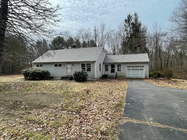 $255,000 | 280 Ware Road, Belchertown, MA 01007