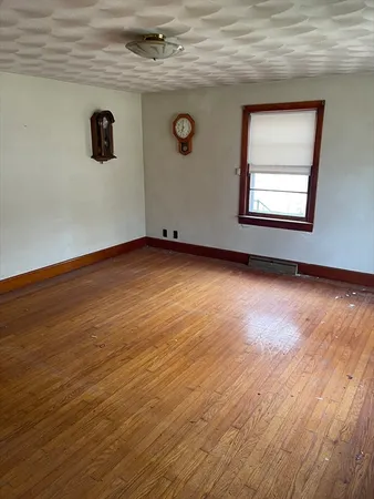 $255,000 | 280 Ware Road, Belchertown, MA 01007