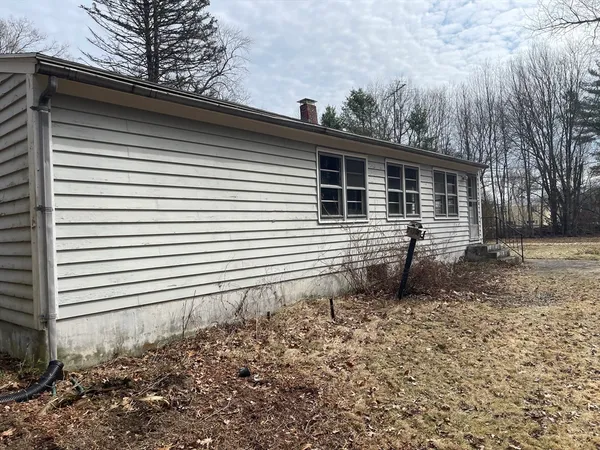 $255,000 | 280 Ware Road, Belchertown, MA 01007