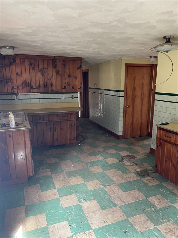 280 Ware Road Belchertown, MA 01007 - Photo 6 of 19