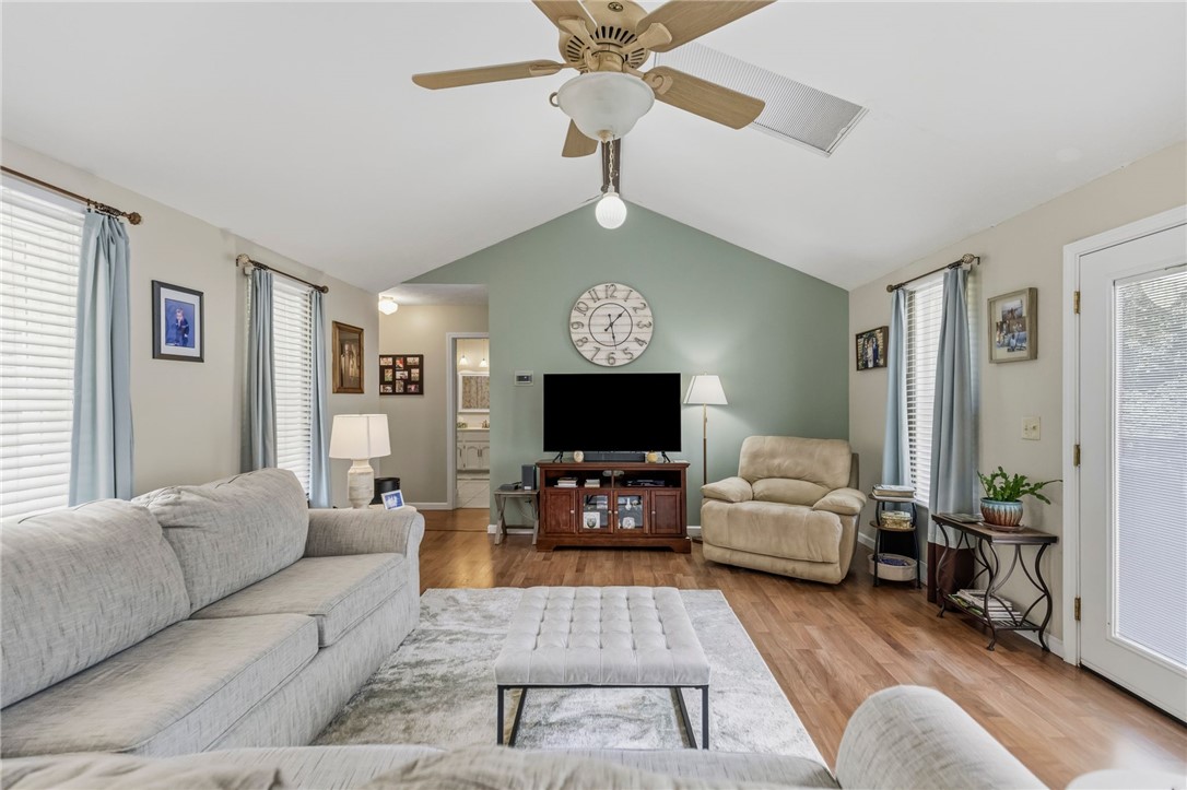 116 Churchill Way Easley, SC 29640 - Photo 17 of 49 Gallery Image 17