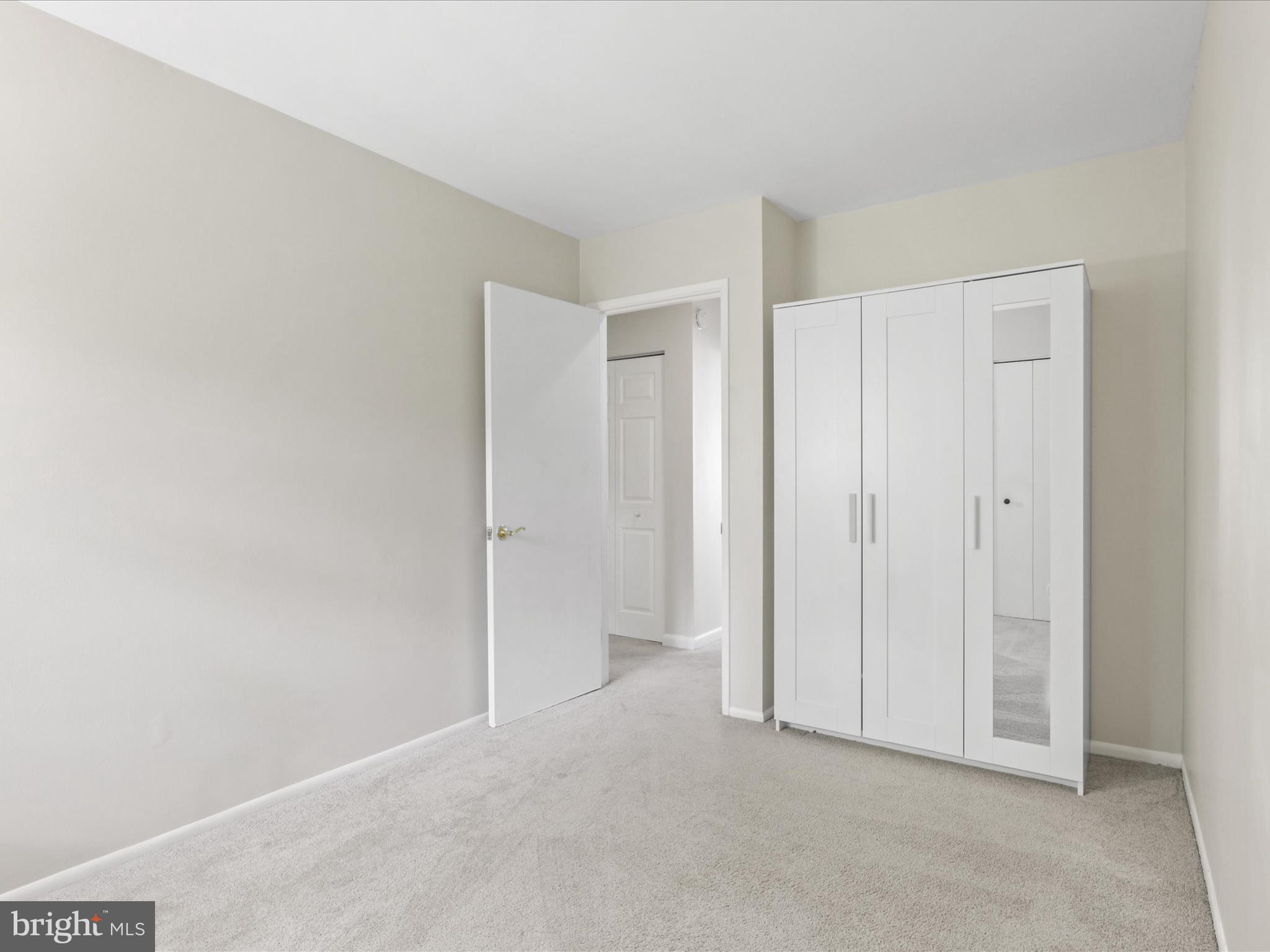 2425 Southgate Square Reston, VA 20191 - Photo 19 of 50