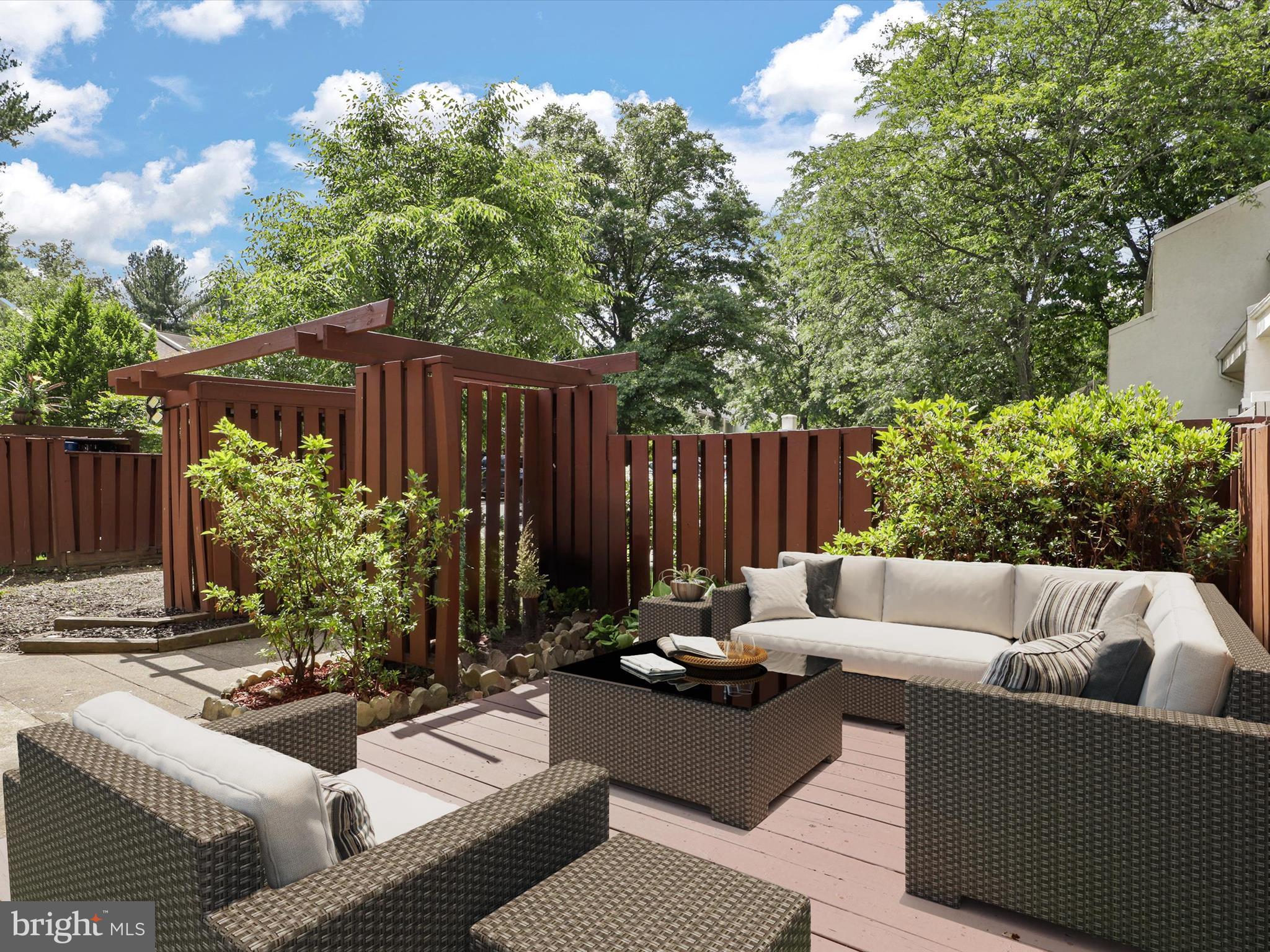 2425 Southgate Square Reston, VA 20191 - Photo 3 of 50