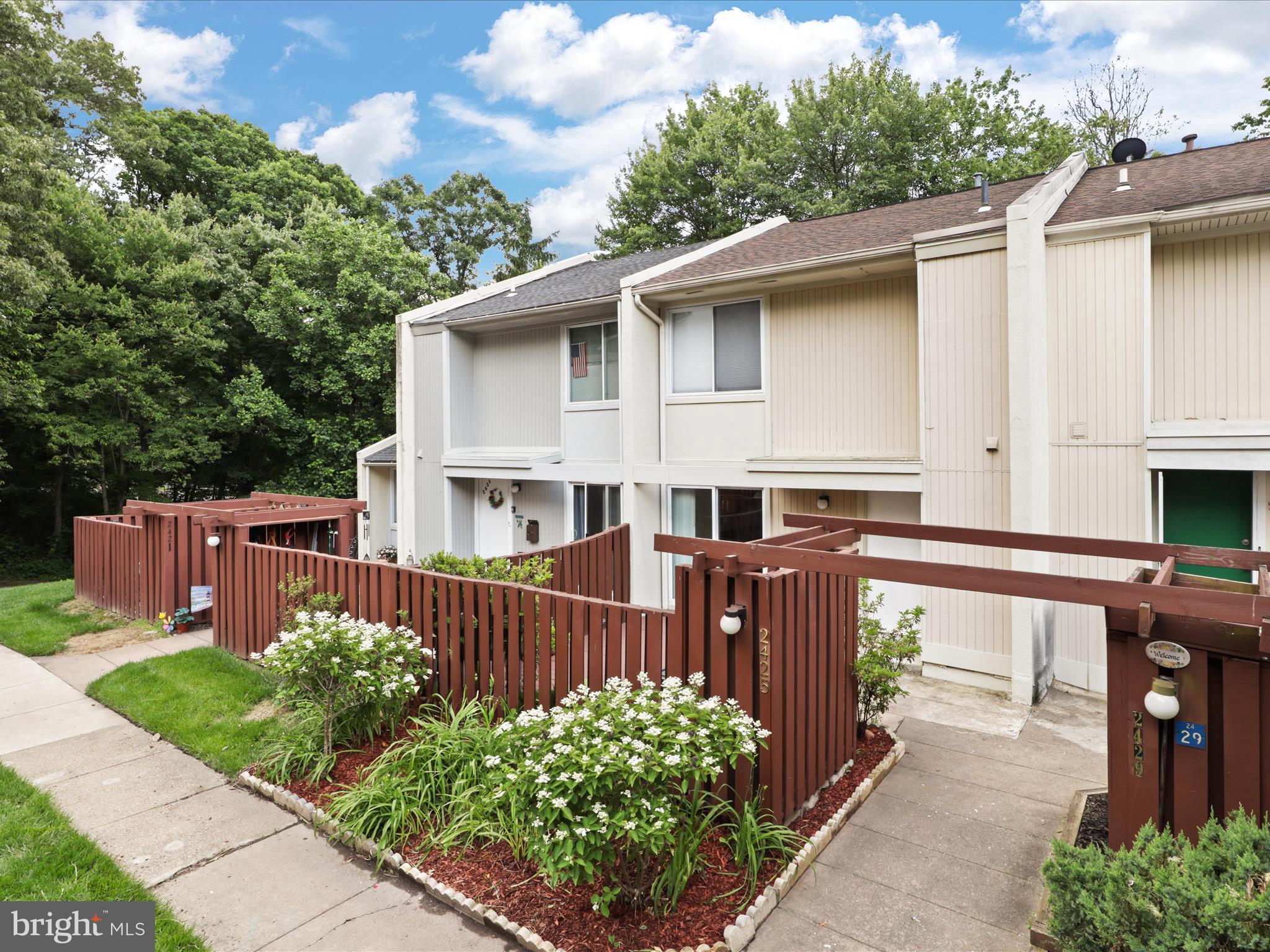 2425 Southgate Square Reston, VA 20191 - Photo 31 of 50