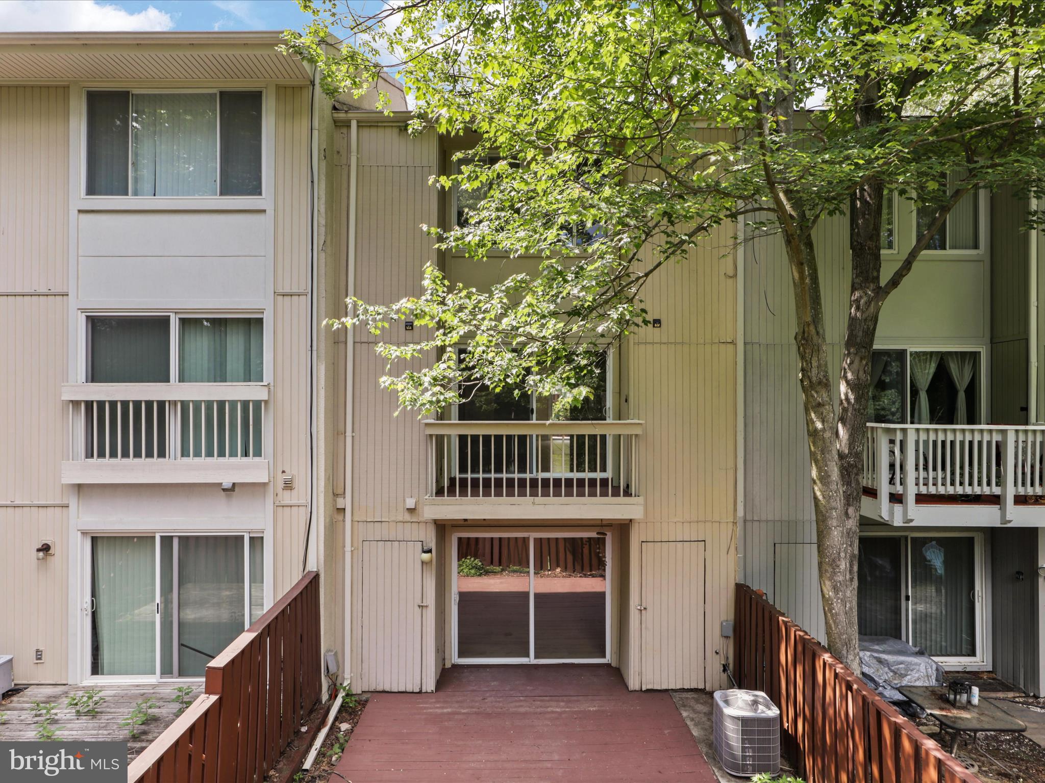 2425 Southgate Square Reston, VA 20191 - Photo 34 of 50