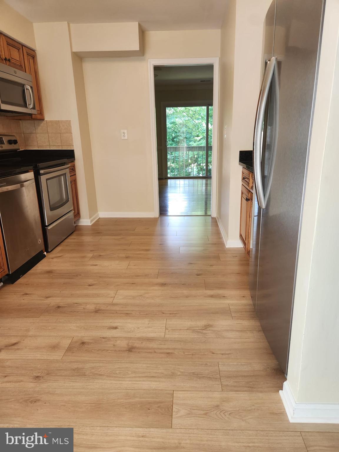 2425 Southgate Square Reston, VA 20191 - Photo 7 of 50