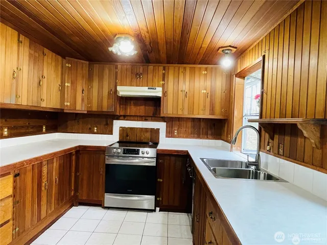 $449,900 | 15407 264th Street East, Graham, WA 98338