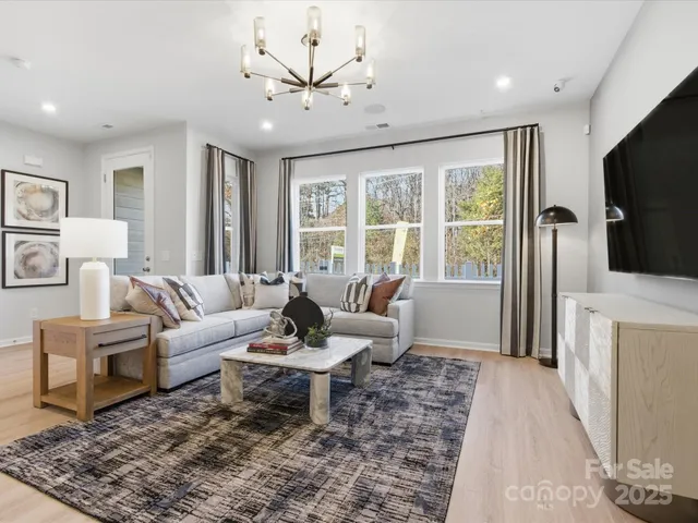 $363,617 | 8430 Discovery Lane, Charlotte, NC 28216