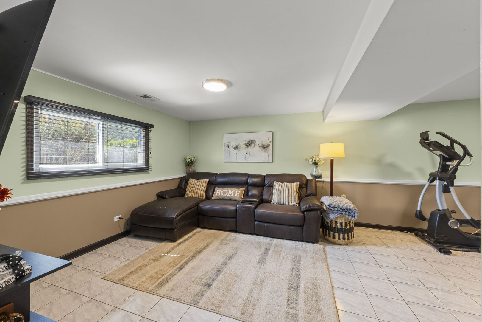 1219 Itasca Road Addison, IL 60101 - Photo 18 of 31