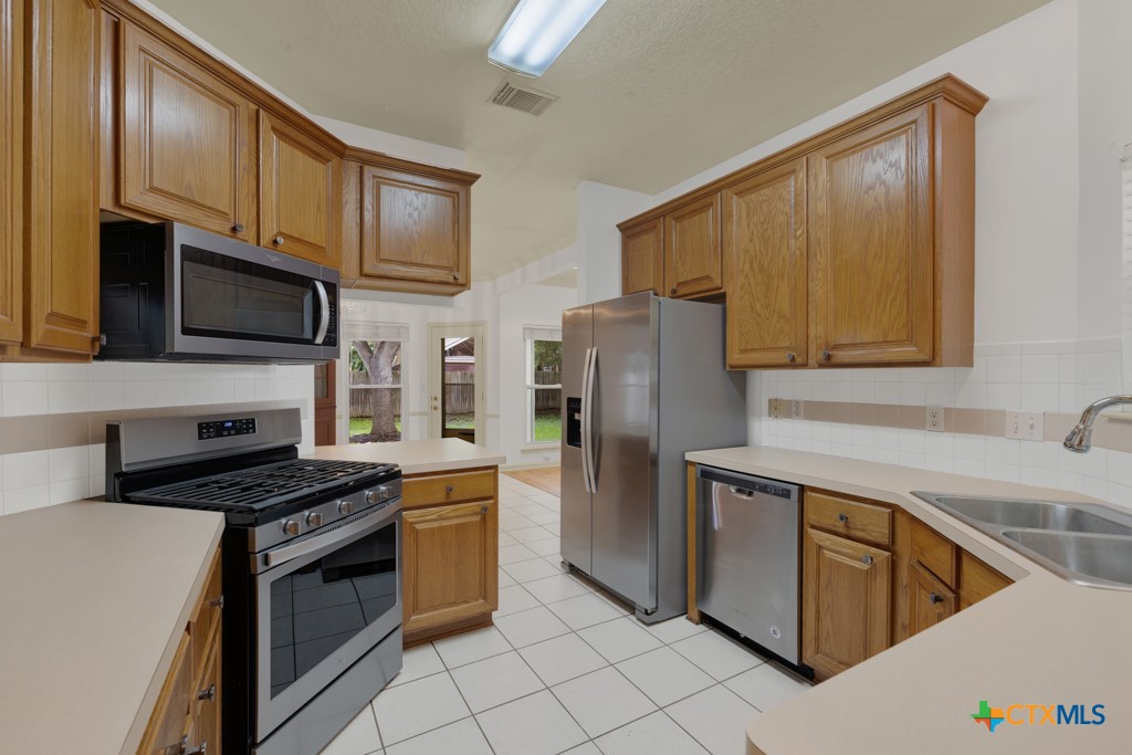 324 Raven Ridge New Braunfels, TX 78130 - Photo 8 of 18