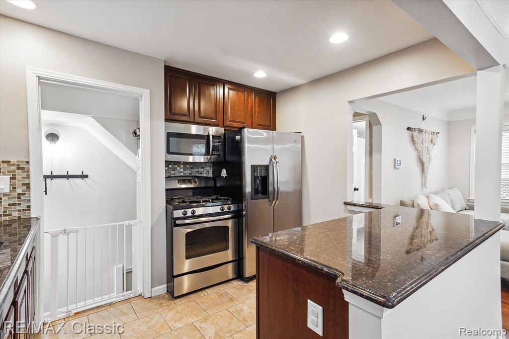 1439 Franklin Road Berkley, MI 48072 - Photo 13 of 39