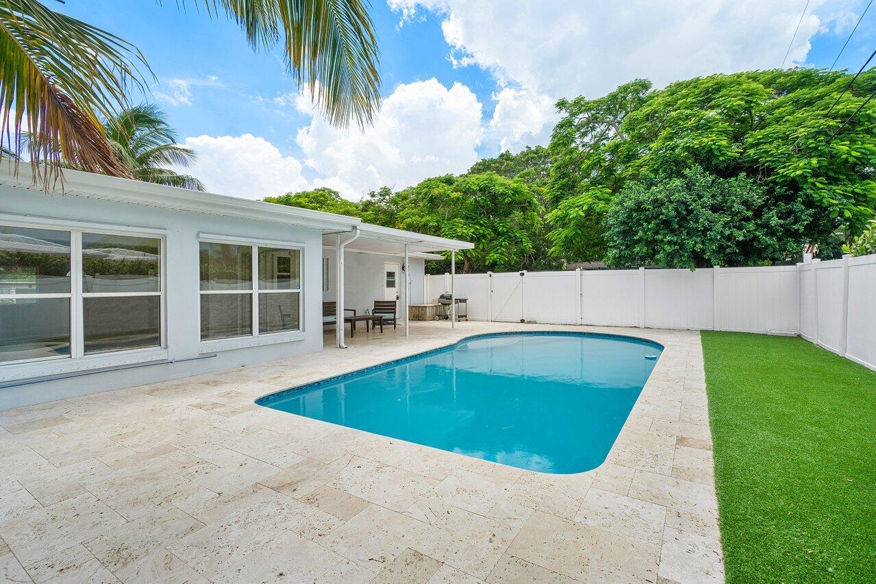 401 Northeast 24th Street Boca Raton, FL 33431 - Photo 28 of 42 401 NE 24th Street, Boca Raton (33)