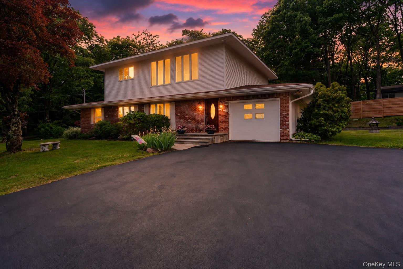 27 Margaret Road Monroe, NY 10950 - Photo 1 of 48
