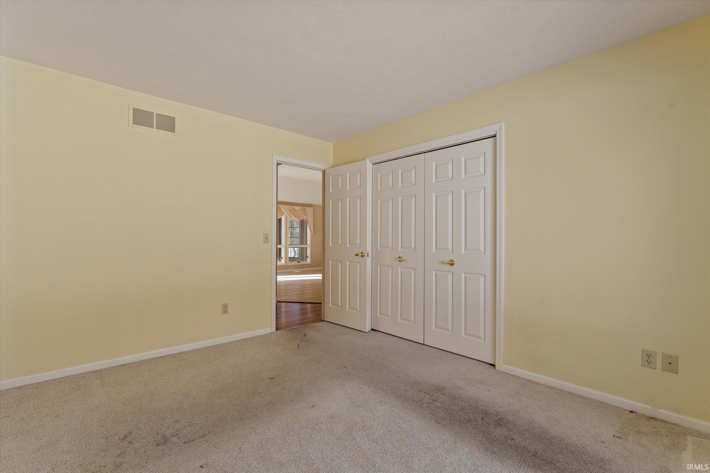 22931 Stone Way Elkhart, IN 46514 - Photo 23 of 35
